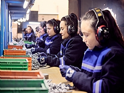 �A-RA ENERJ�'YE 3,77 KAT TALEP GELD�